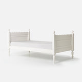 Willa Bed