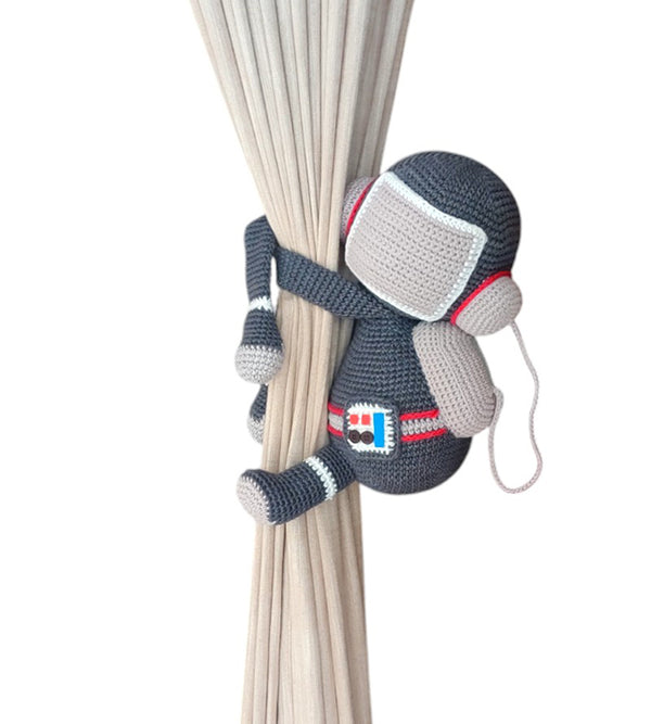 Altair - Astronaut Curtain Tie